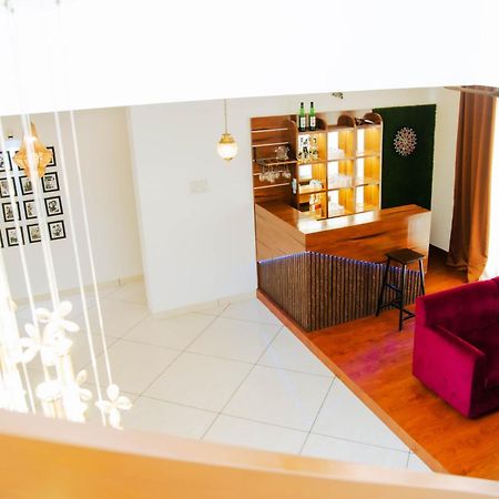 Shyam Sudha Home Stay Uddzsaín Kültér fotó