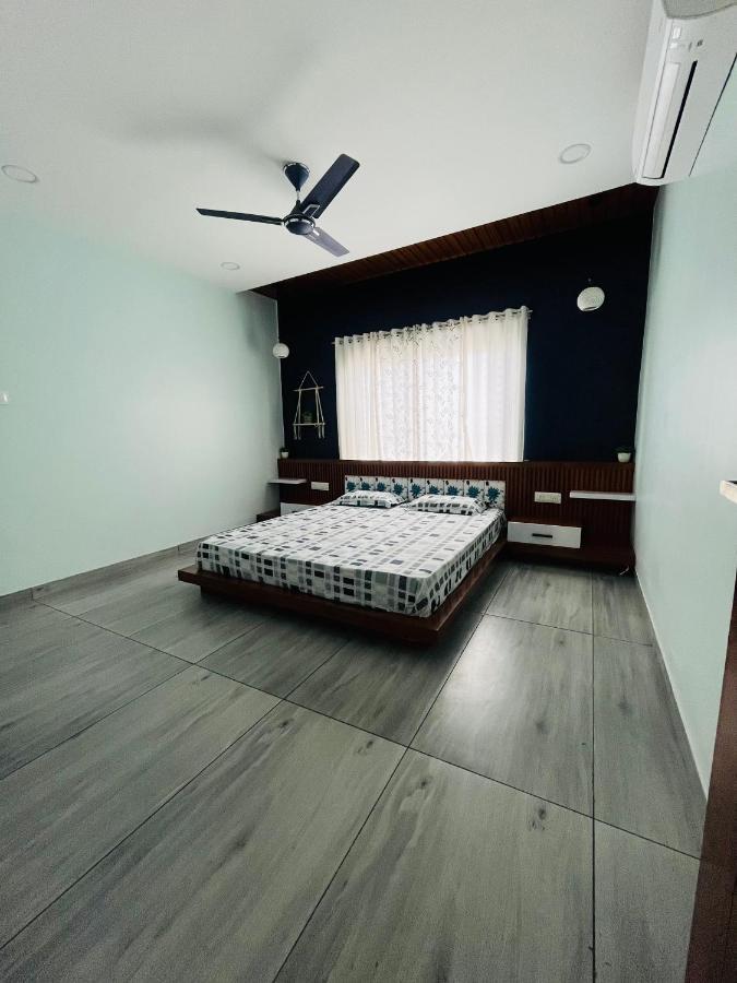 Shyam Sudha Home Stay Uddzsaín Kültér fotó