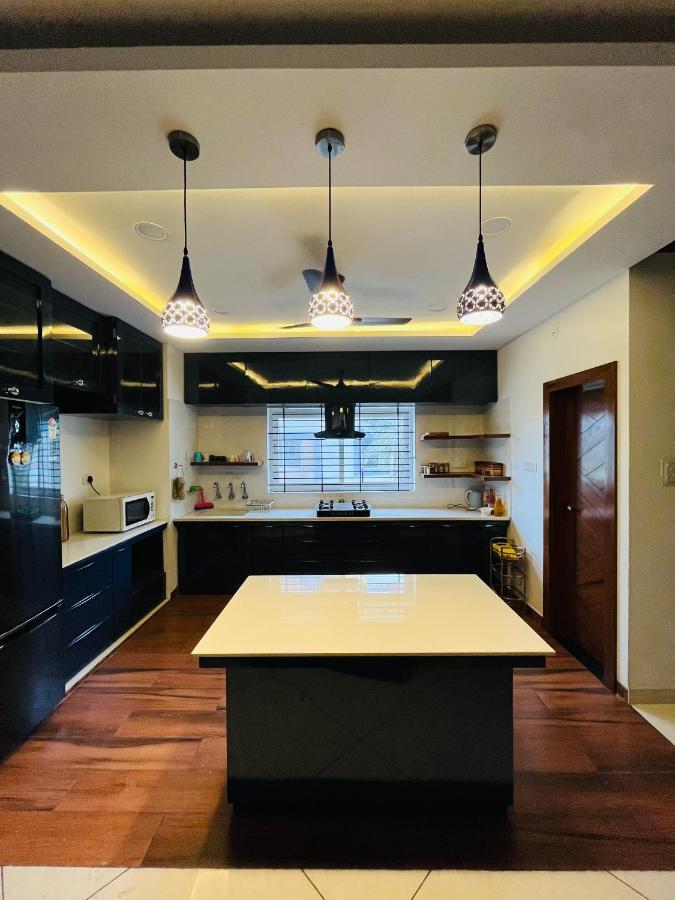 Shyam Sudha Home Stay Uddzsaín Kültér fotó
