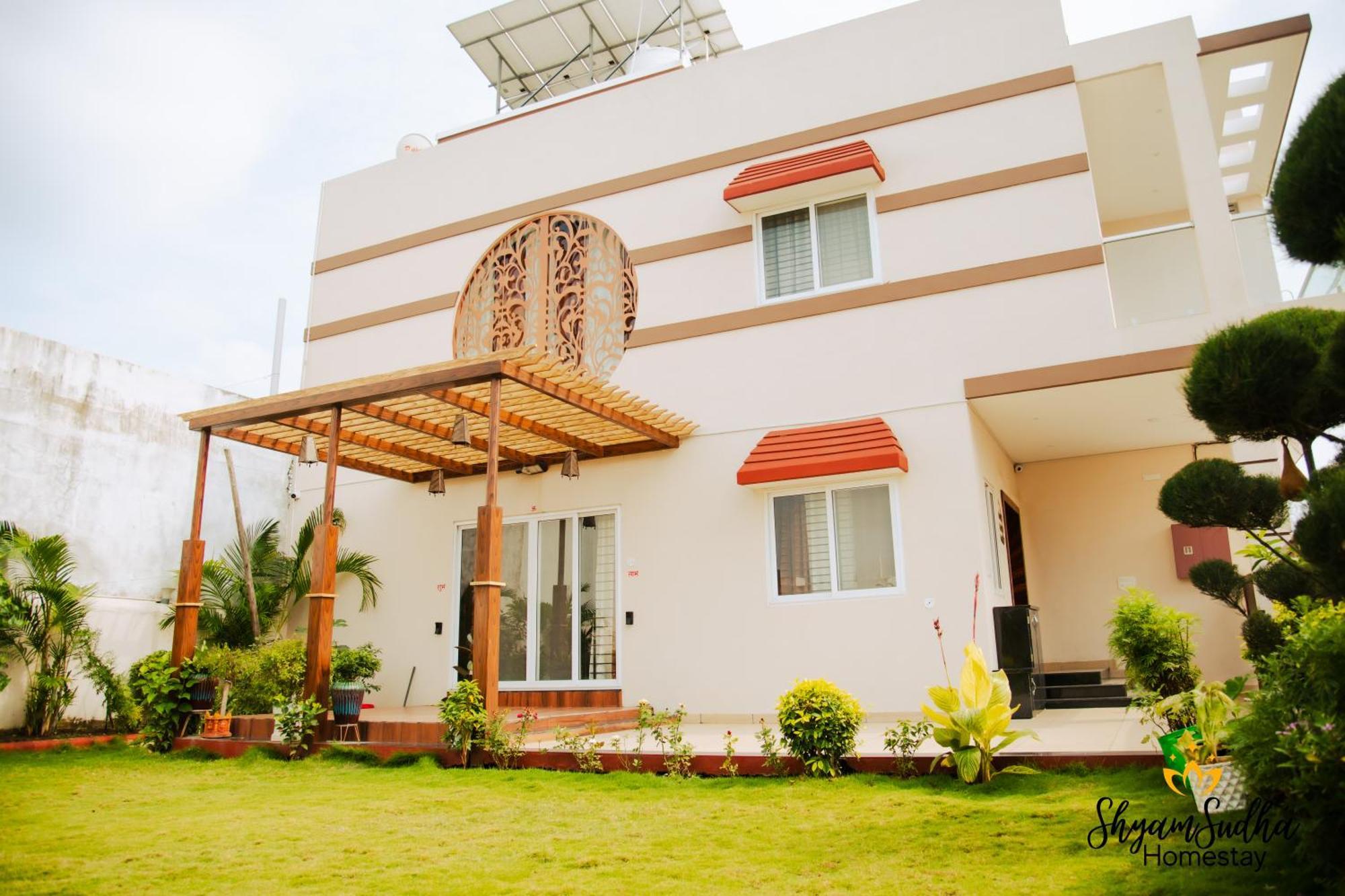 Shyam Sudha Home Stay Uddzsaín Kültér fotó